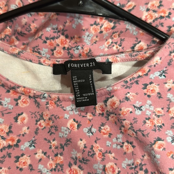 Top - Picture 3 of 3